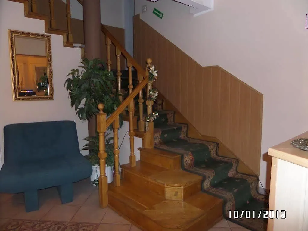 Willa Karis Warsaw Homestay